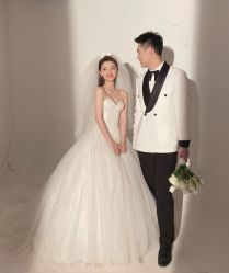 -唯一旅拍·颂当代影像艺术中心(上城店)