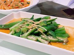 -巴特餐饮6加1音乐餐吧·新疆菜