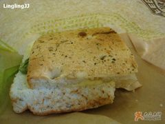 鸡肉三明治（另一半）-星巴克臻选(北京富力家园店)