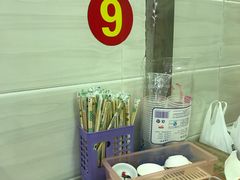 -猪脚洪隆江猪脚饭
