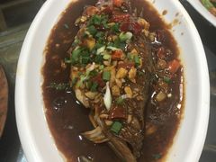 -临街徽菜馆·正宗黄山味