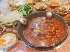 -赵美丽·重庆社区火锅·直营店(火车东站·中豪国际店)