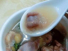 -标记美食新鲜猪杂(兴南大道店)