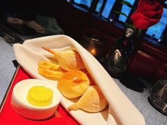 -弦月窗LUNETTE BY AMANDA(复兴路店)