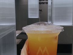 芭乐黄杏苏打-M Stand(港汇恒隆广场店)