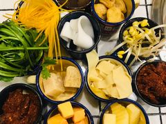 -强盅盅重庆市井火锅店(中央大街店)