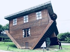 -金山农民画村-枫泾波兰倒置屋
