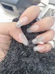-吉吉靓甲美睫