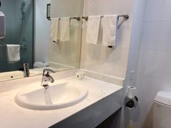 -汉庭(上海虹桥机场新店)