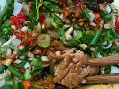 -拈签一笑黄牛肉辣卤串串