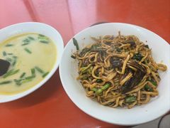 -三百碗宝应长鱼面(板仓街店)