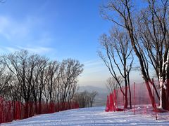 -中旅松花湖滑雪场