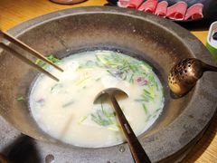 -咕嘟草帽鱼·牛奶一样的鲜鱼汤(天鹅湖万达广场店)