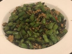 榄菜肉碎四季豆-皇后餐厅-煲仔·小菜·打边炉(古北店)