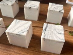 奶香建水芋头糕-熙楼(翠湖店)