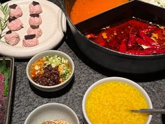 -三出山火锅(南京万象天地店)
