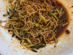 -严记小天府酸菜鱼(西四路店)