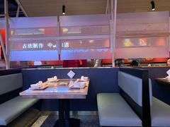 大堂-龙少爷碳火干锅(环球中心店)