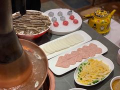 -前门·鲜肉火锅(长风店)