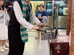 -北京大学东门(地铁站)