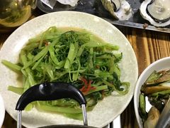 -大富蚝乌东哥饭店·石锅鱼杂·柠檬鸭(革新路店)