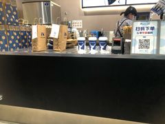 -瑞幸咖啡(灵芝地铁站店)