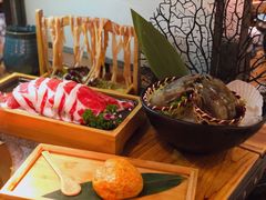 飞鱼籽墨鱼滑-湊湊火锅·茶憩(东城万达店)