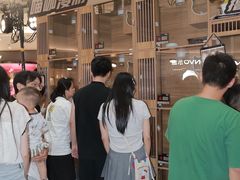 -宝龙城(杭州滨江店)