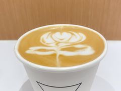 奶油葡萄干拿铁-Manner Coffee(K11店)