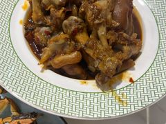 肘子-嗨辣小聚·盘锦河蟹·海鲜烧烤龙虾(盘锦十年好店)