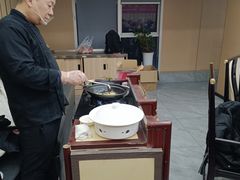 -威尔佳·创意陕菜融合菜(老城根红庙坡地铁站店)