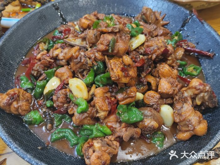 胖子特色大盘鸡蒜爆鱼(幸福家园东区店)图片