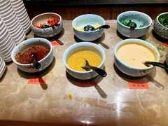 自助调料区-潮牛海记•潮汕牛肉火锅•醉鸡煲•粿条汤(通北路店)
