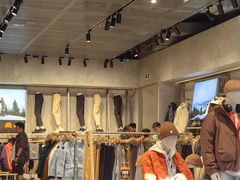 -杉杉奥特莱斯广场(哈尔滨店)