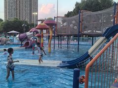 -武汉市青少年宫水上世界