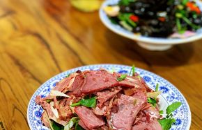 Home-style Yellow Beef