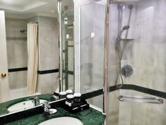 -汕头金海湾大酒店(龙眼南路美食街万象城店)