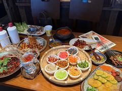 -包整·丝娃娃(一览甲秀楼风景店)