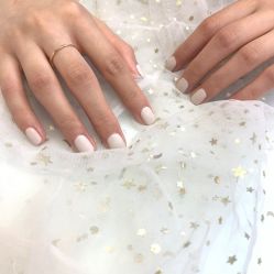 -蜜丝卡伦美甲美睫半永久