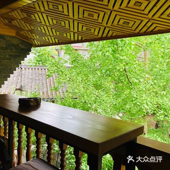 嘟嘟客栈！老板自家院子，自己设计的房间