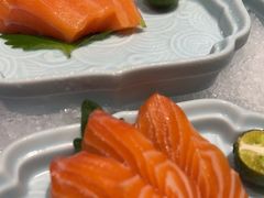 -半岛翡丽海鲜自助餐厅(观风亭店)