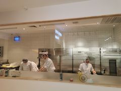 -焙丽拾光(麦凯乐直营店)