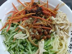 -牛一嘴·兰州牛肉面·大盘鸡(财富中心店)