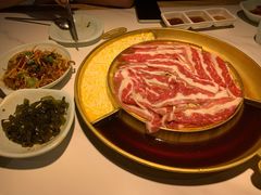 -猪啊牛呀羊啊铜盘烤肉(正大广场店)