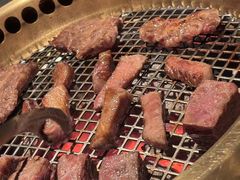 -铭牛烧肉·和牛海鲜自助(高新月牙湖店)