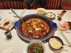 -何师傅美蛙鱼头(汉街店)
