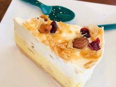 坚果酸奶慕斯蛋糕-星巴克(北京惠新东街店)