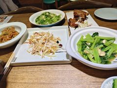 -金牌老碗时尚陕菜(王府井百货店)