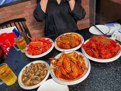 -三妹小龙虾·黄油蟹(华侨城总店)