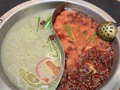 -沸炉重庆老火锅(军事博物馆店)